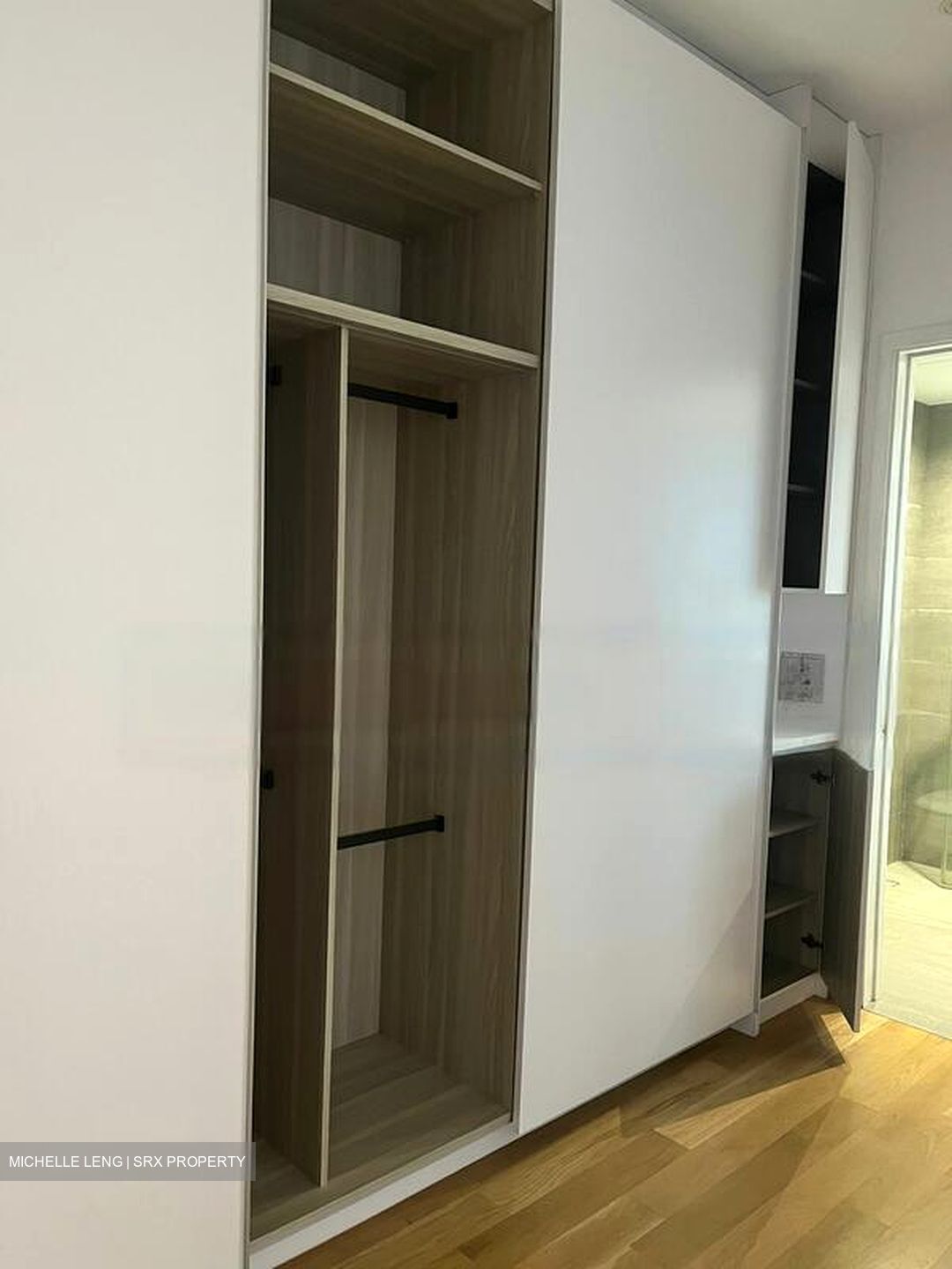 Hougang Avenue 1 (D19), Terrace #475851221